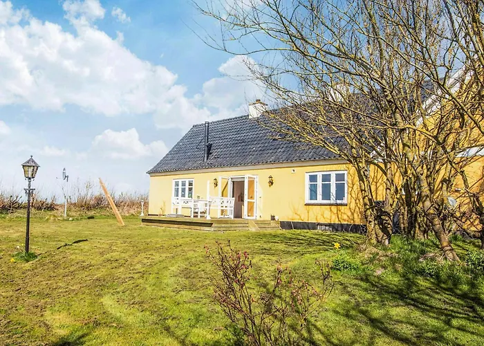 Semesterbostad 4 Star In Lokken