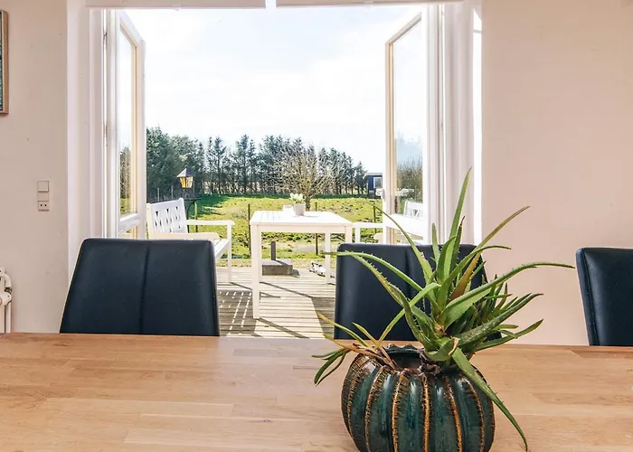 4 Star In Lokken Semesterbostad *